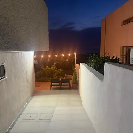 Alfazema Sunset House ベッド・アンド・ブレックファスト ヴィラ・ノヴァ・デ・ガイア