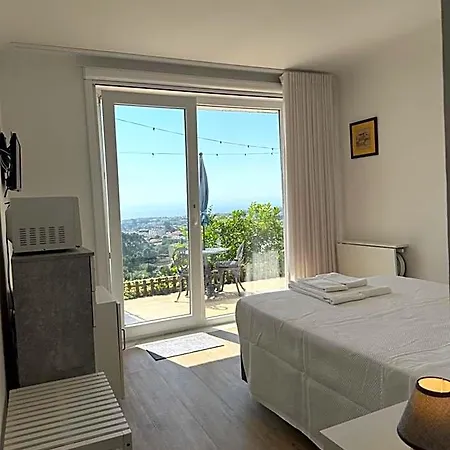 Alfazema Sunset House Bed and Breakfast 3*